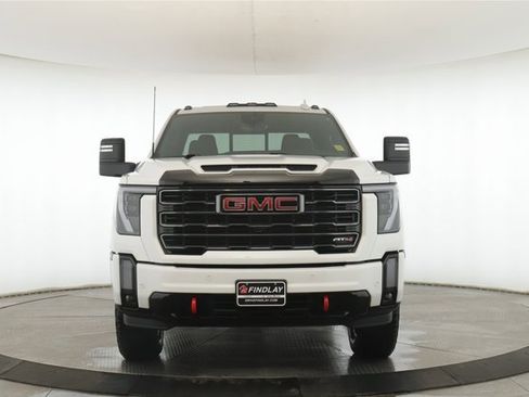 Used 2024 GMC Sierra 2500 AT4 w/ Technology Package image 12