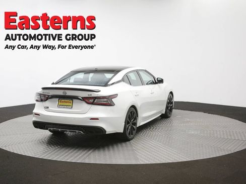 Used 2023 Nissan Maxima SR w/ Sport Mat Group FWD image 44