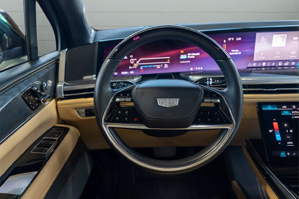 Used 2025 Cadillac Escalade IQ Sport 2 AWD/4WD image 29