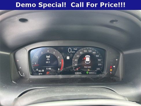 Used 2025 Acura ADX A-Spec image 19