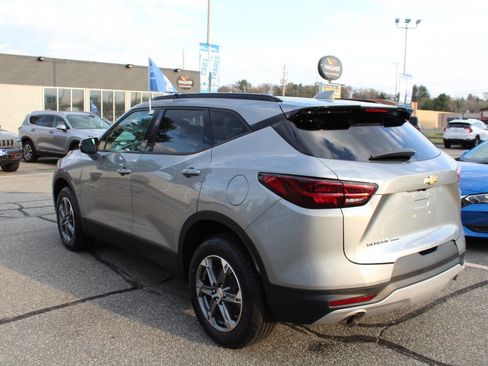 Used 2023 Chevrolet Blazer LT image 22