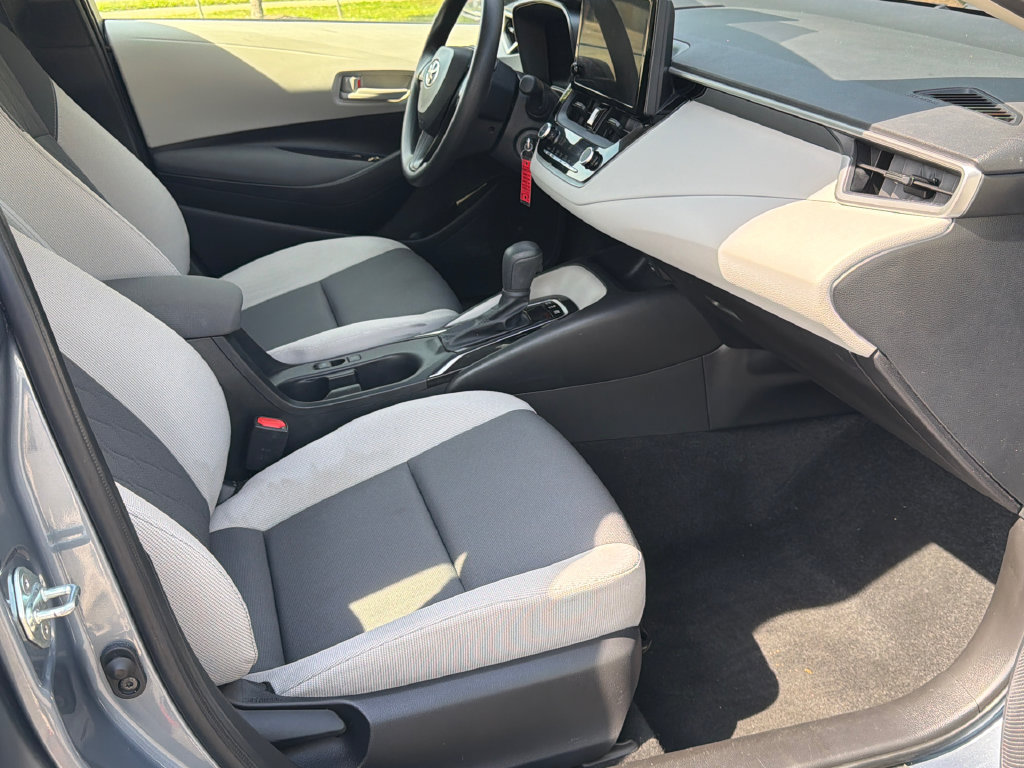 Used 2026 Toyota Corolla LE AWD/4WD image 10