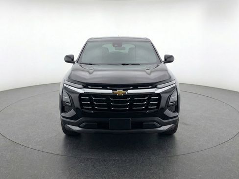 Used 2025 Chevrolet Equinox LT FWD image 2