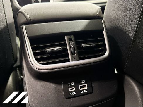 Used 2025 Subaru Outback Onyx Edition AWD/4WD image 27