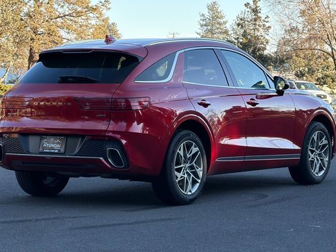 Used 2025 Genesis GV70 2.5T image 4