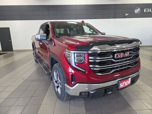 Used 2022 GMC Sierra 1500 SLT w/ SLT Premium Plus Package image 7
