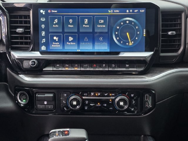 Used 2022 Chevrolet Silverado 1500 LTZ AWD/4WD image 9