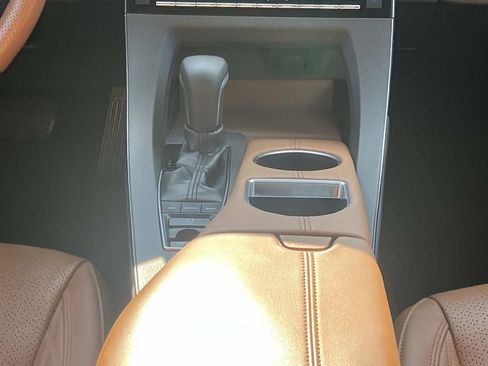 Used 2019 Toyota Avalon Limited w/ Advanced Safety Package FWD image 17