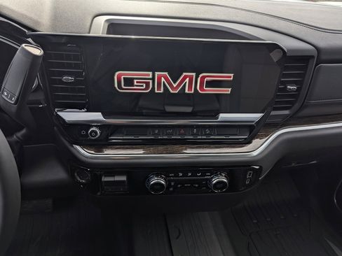 New 2026 GMC Sierra 2500 SLE image 24