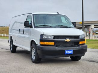 New 2025 Chevrolet Express 3500 Extended w/ Driver Convenience Package video 2
