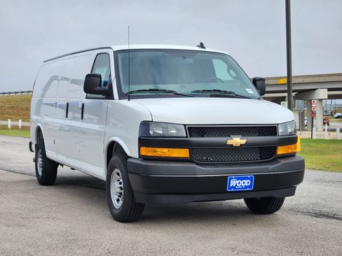 New 2025 Chevrolet Express 3500 Extended w/ Driver Convenience Package image 2