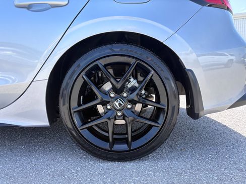 Used 2024 Honda Civic Sport image 3
