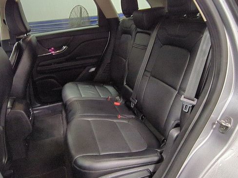 Used 2024 Lincoln Corsair Reserve w/ Equipment Group 201A image 11