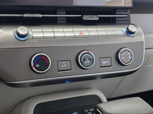 New 2026 Hyundai Kona SE AWD/4WD image 28