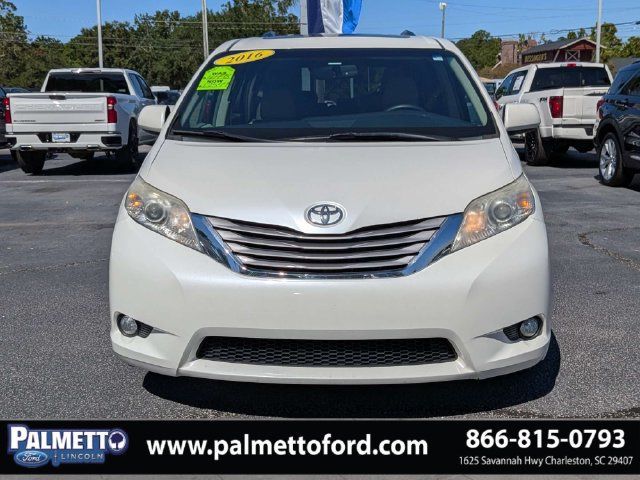 Used 2016 Toyota Sienna XLE FWD image 9