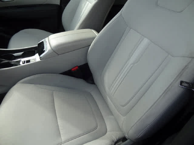 Used 2025 Hyundai Tucson SEL FWD image 7