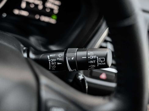 Used 2022 Honda HR-V EX-L image 26