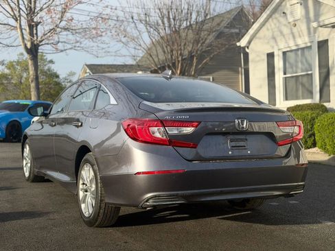 Used 2018 Honda Accord LX image 4