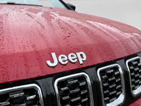New 2026 Jeep Compass Limited w/ Sun, Sound & Navigation Group AWD/4WD image 30