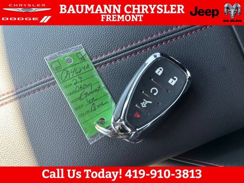 Used 2024 Chevrolet Equinox RS w/ RS Leather Package AWD/4WD image 29
