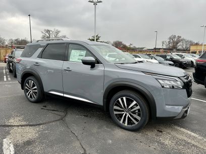 New 2025 Nissan Pathfinder Platinum