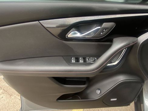 Used 2023 Chevrolet Blazer RS w/ LPO, Floor Liner Package FWD image 9