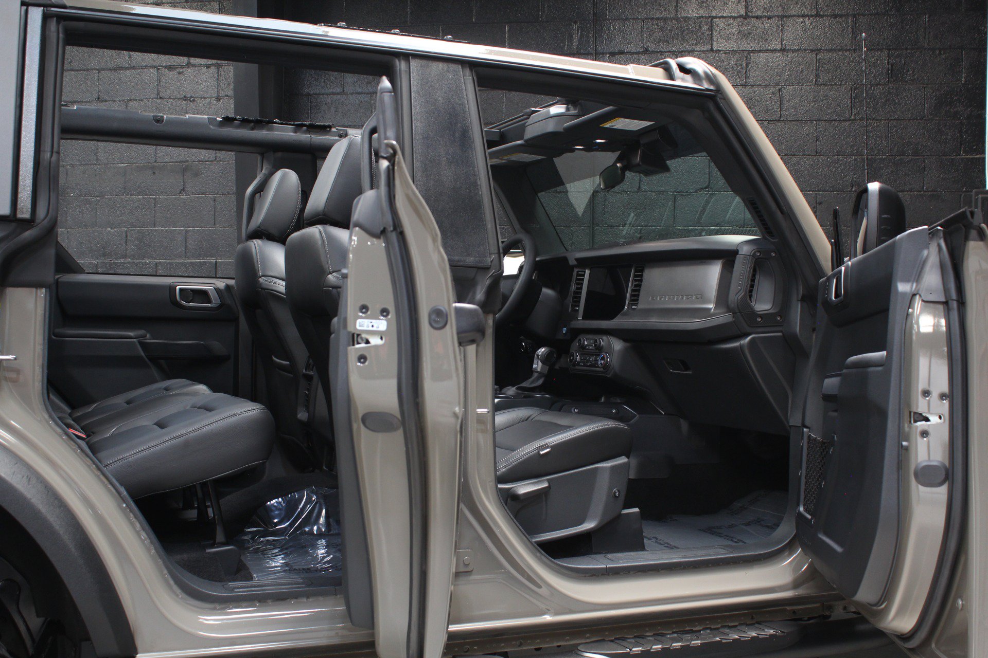 Used 2025 Ford Bronco 4-Door AWD/4WD image 68