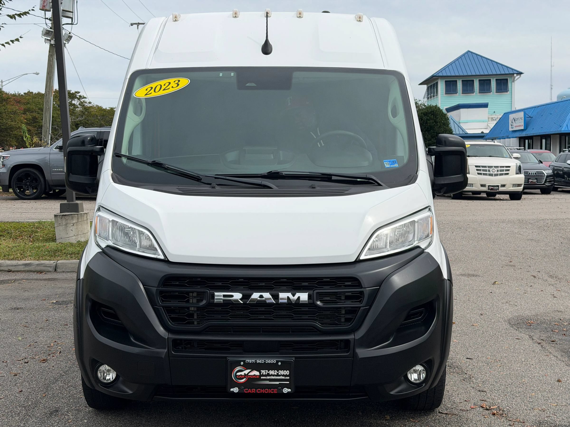 Used 2023 RAM ProMaster 3500 w/ Convenience Group FWD image 2
