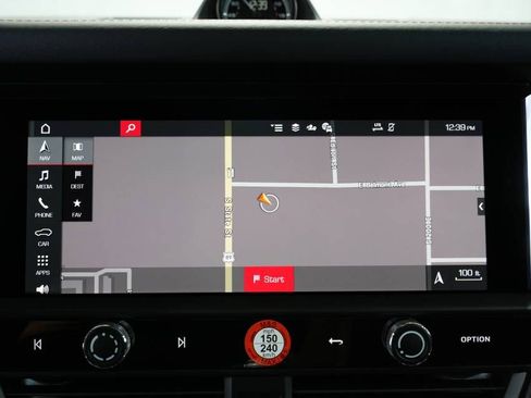 Certified 2025 Porsche Macan image 20