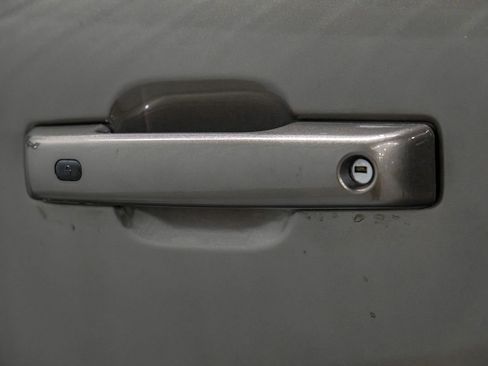 Used 2023 Ford F350 Lariat w/ Sport Appearance Package image 44