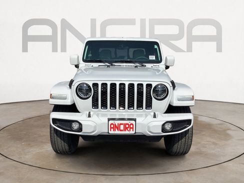 Used 2023 Jeep Gladiator Overland image 8