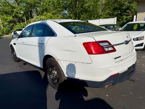 Used 2016 Ford Taurus Police Interceptor AWD w/ Ready For The Road Package image 7