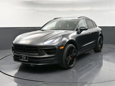 Certified 2023 Porsche Macan GTS image 6