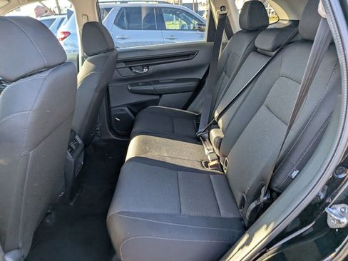 Used 2025 Honda CR-V LX image 28