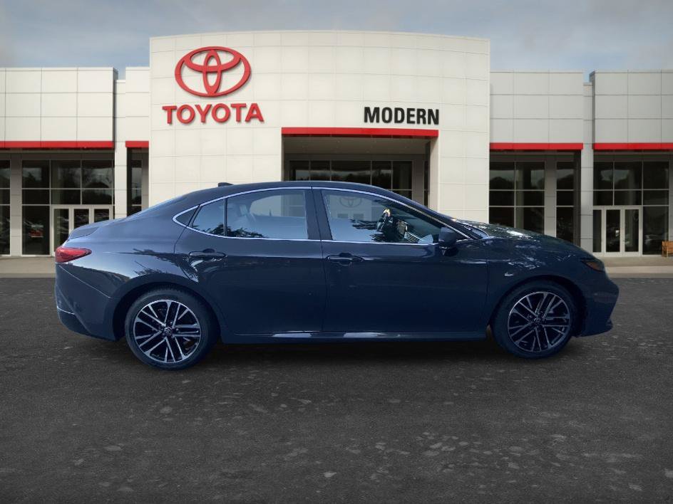 Certified 2025 Toyota Camry XLE FWD image 4