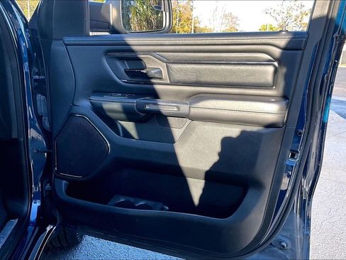 Used 2022 RAM 1500 Limited w/ Body-Colour Bumper Group image 27