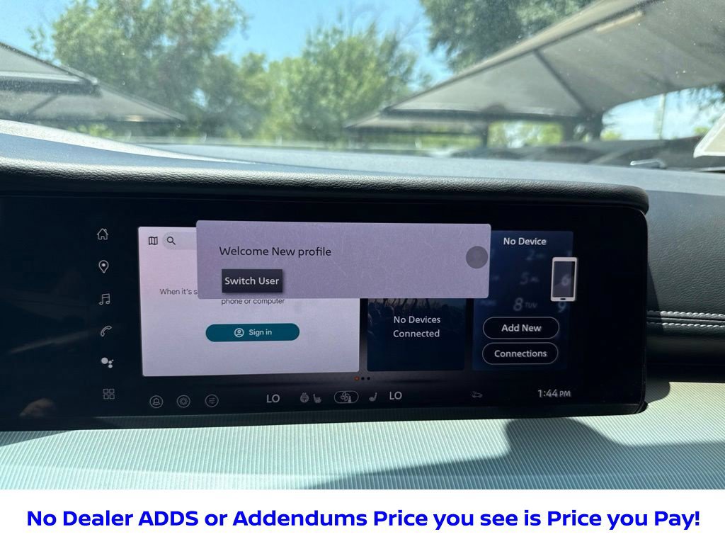 Certified 2025 Nissan Murano SL w/ Cargo Package AWD/4WD image 19