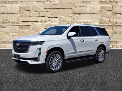 Certified 2024 Cadillac Escalade Premium Luxury AWD/4WD image 1