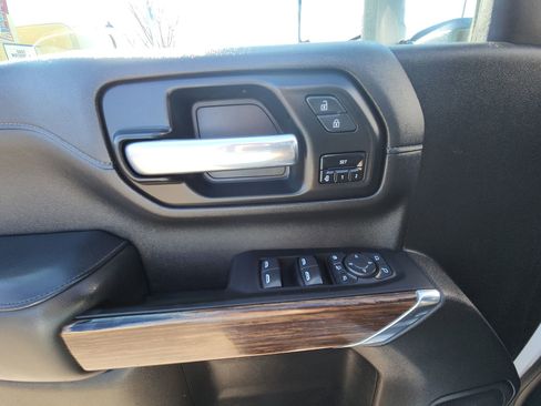 Used 2023 Chevrolet Silverado 2500 High Country w/ LPO, Hitch Package image 15