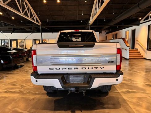 Used 2017 Ford F250 Platinum w/ Platinum Ultimate Package image 4