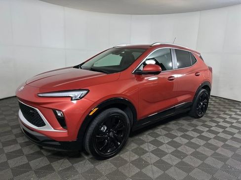 Used 2024 Buick Encore GX Sport Touring w/ Comfort Package image 7