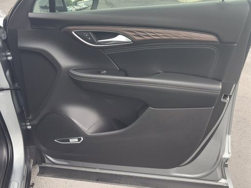 Used 2023 Buick Envision Avenir image 31