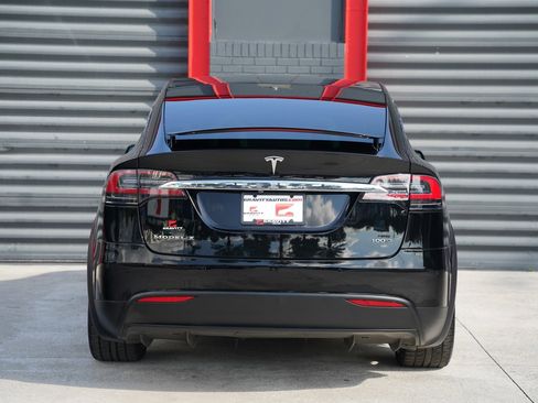 Used 2019 Tesla Model X 100D image 7