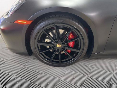 Used 2023 Porsche 911 50th Anniversary Edition AWD/4WD image 3
