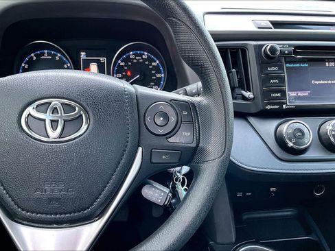 Used 2018 Toyota RAV4 LE image 24