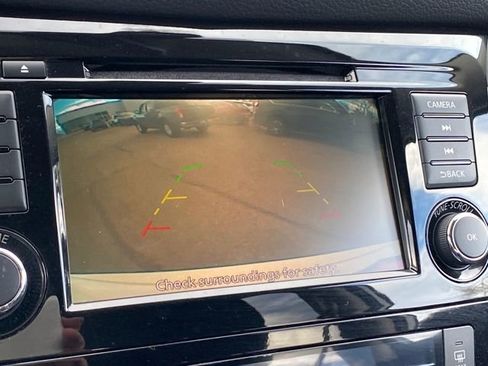 Certified 2020 Nissan Rogue SV image 22