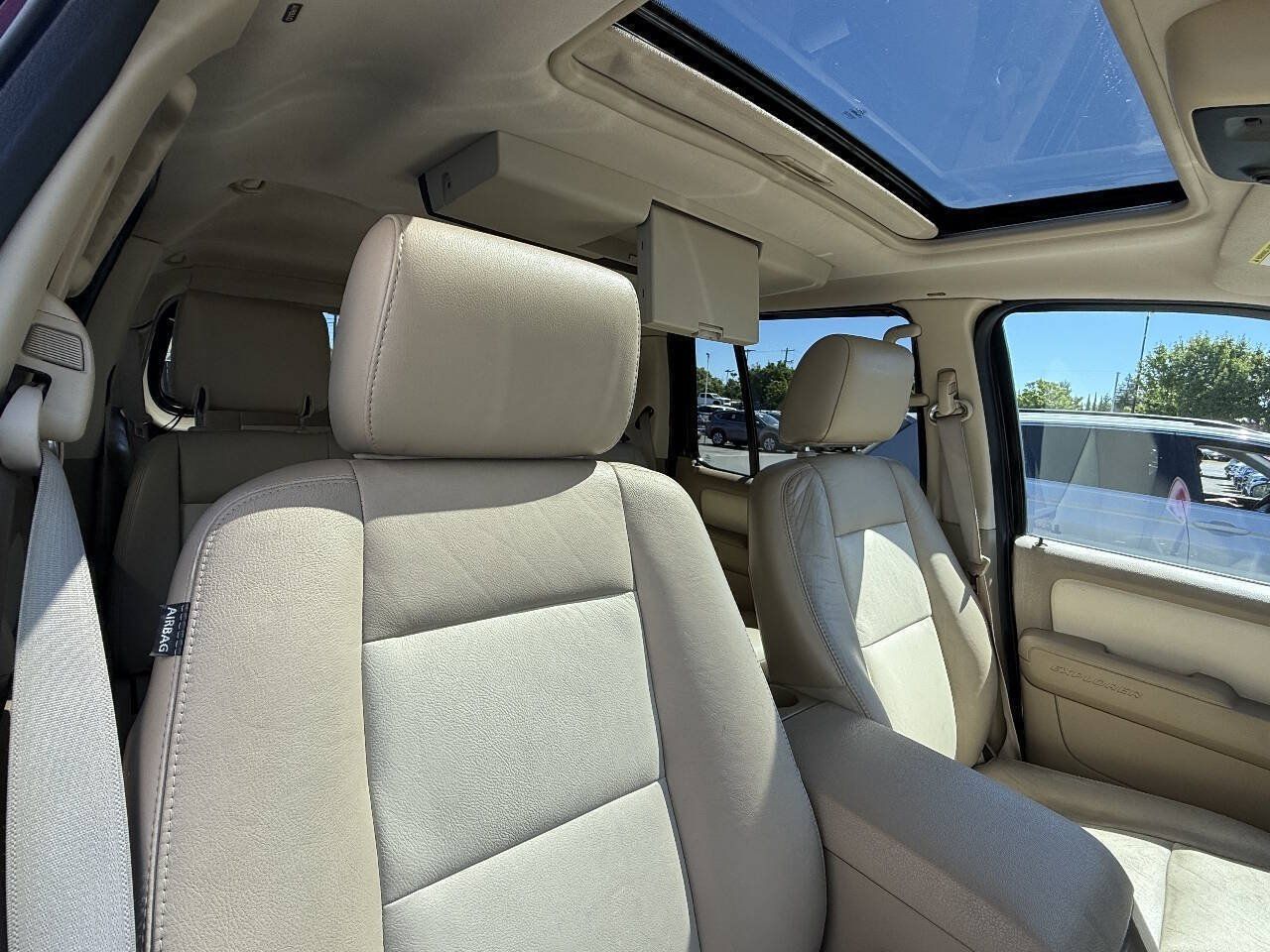 Used 2007 Ford Explorer Eddie Bauer RWD image 16