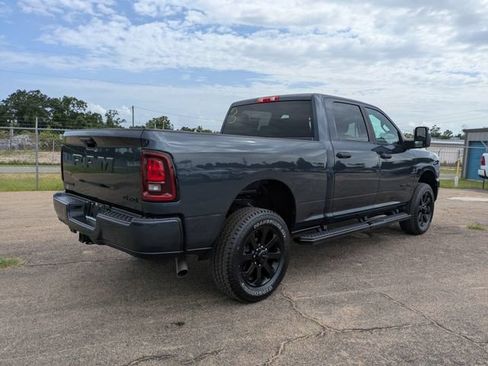 Used 2025 RAM 2500 Big Horn AWD/4WD image 4