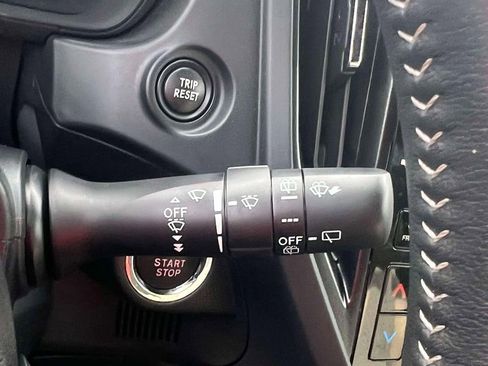 Used 2025 Subaru Forester Premium image 20