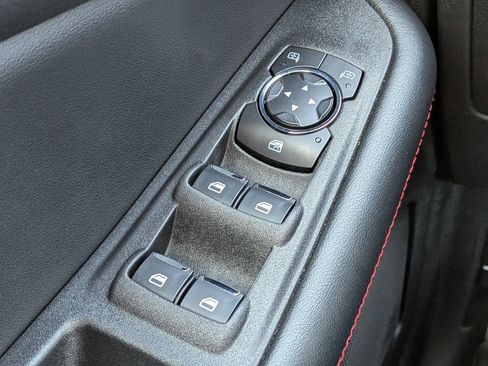 Certified 2024 Ford Edge ST-Line image 28